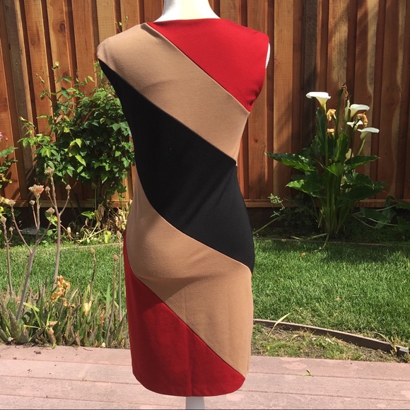 Spense • Fitted Knit Dress - Picture 2 of 6